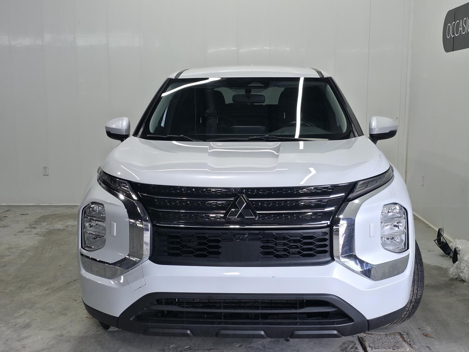 Mitsubishi Outlander ES PHEV 2024 — photo 6