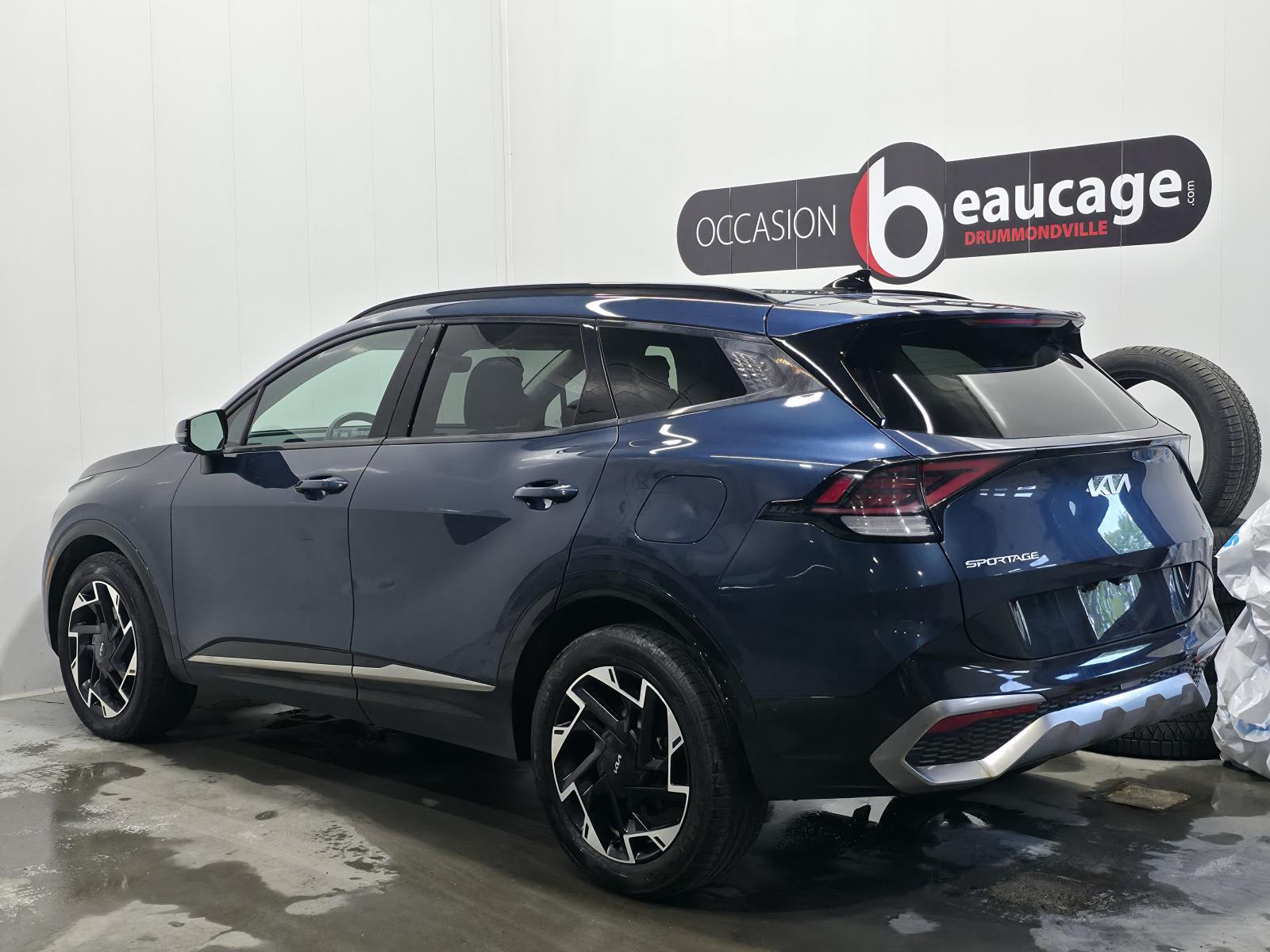 Kia Sportage SX PHEV 2023 — photo 4