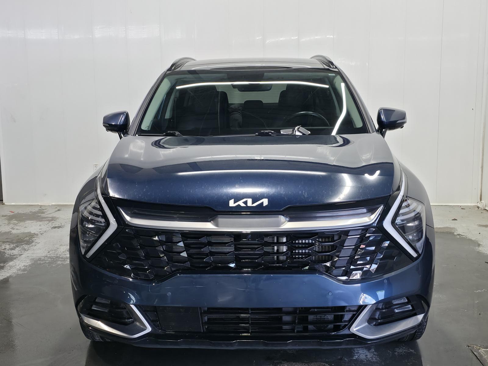 Kia Sportage SX PHEV 2023 — photo 3