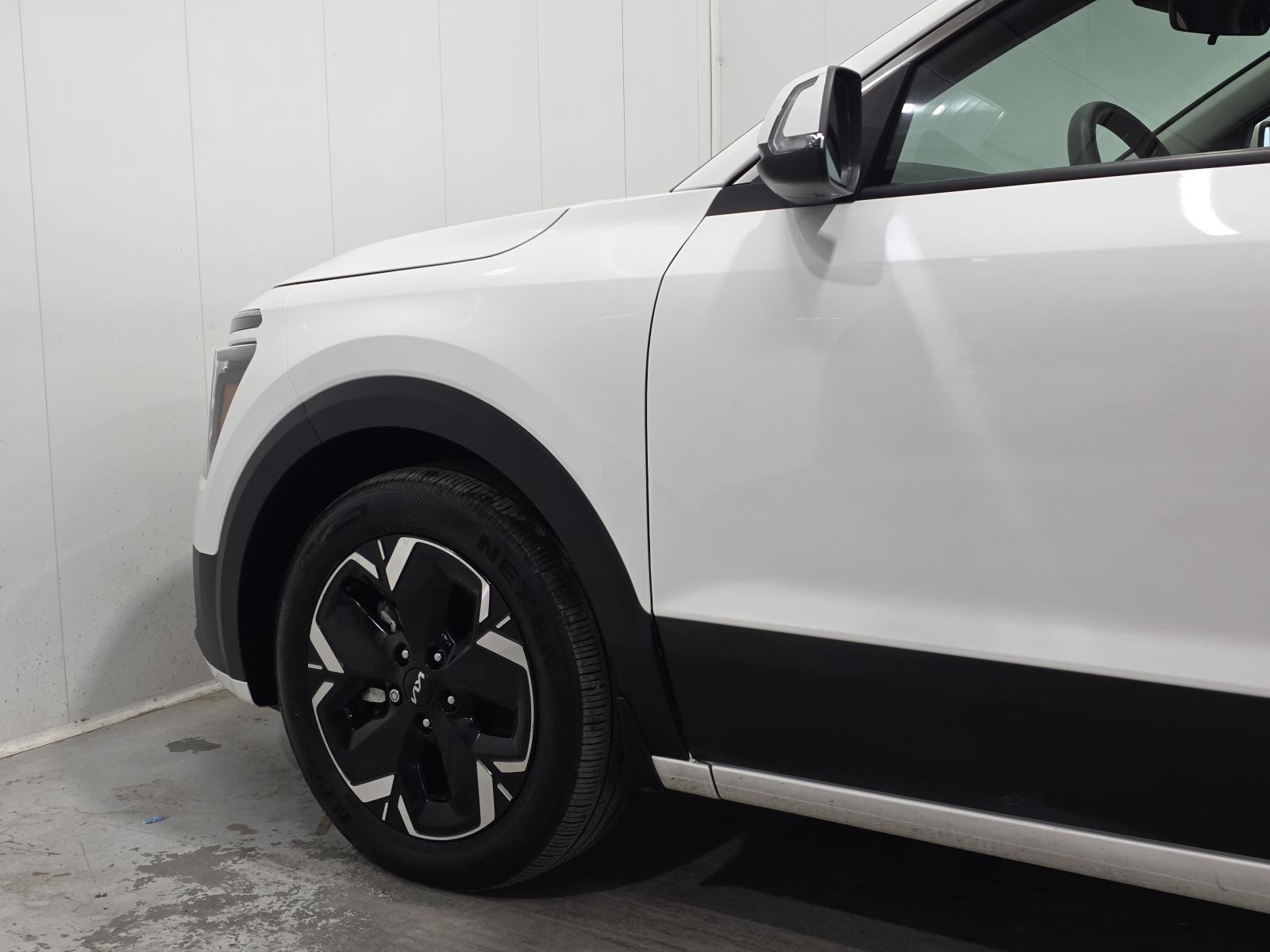 Kia Niro EV Premium 2023 — photo 4