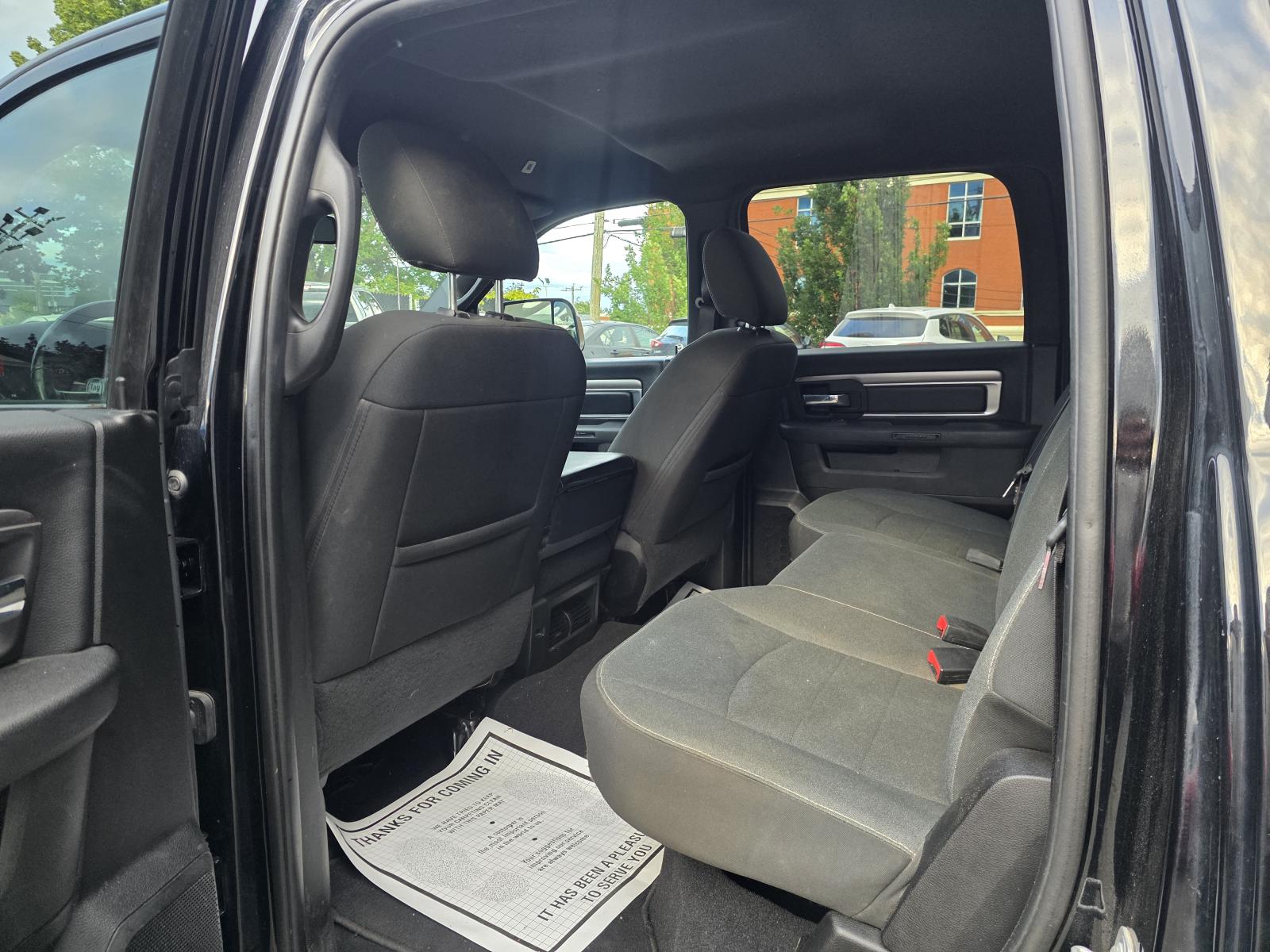 RAM 1500 Classic 1500 Express 2022 — photo 6