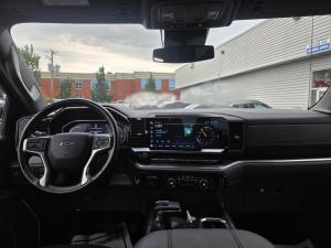 Miniature 11 Chevrolet Silverado 1500 LT Trail Boss 2024