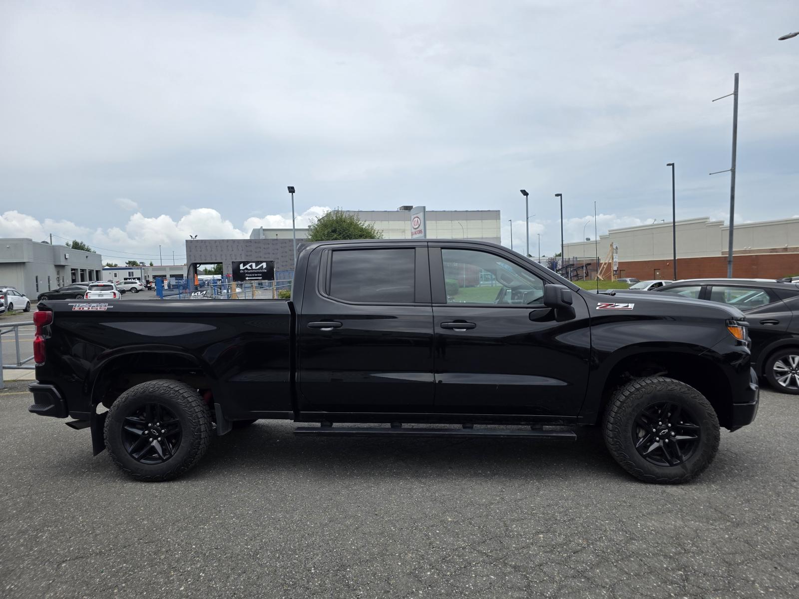 Chevrolet Silverado 1500 Custom Trail Boss 2024 — photo 8