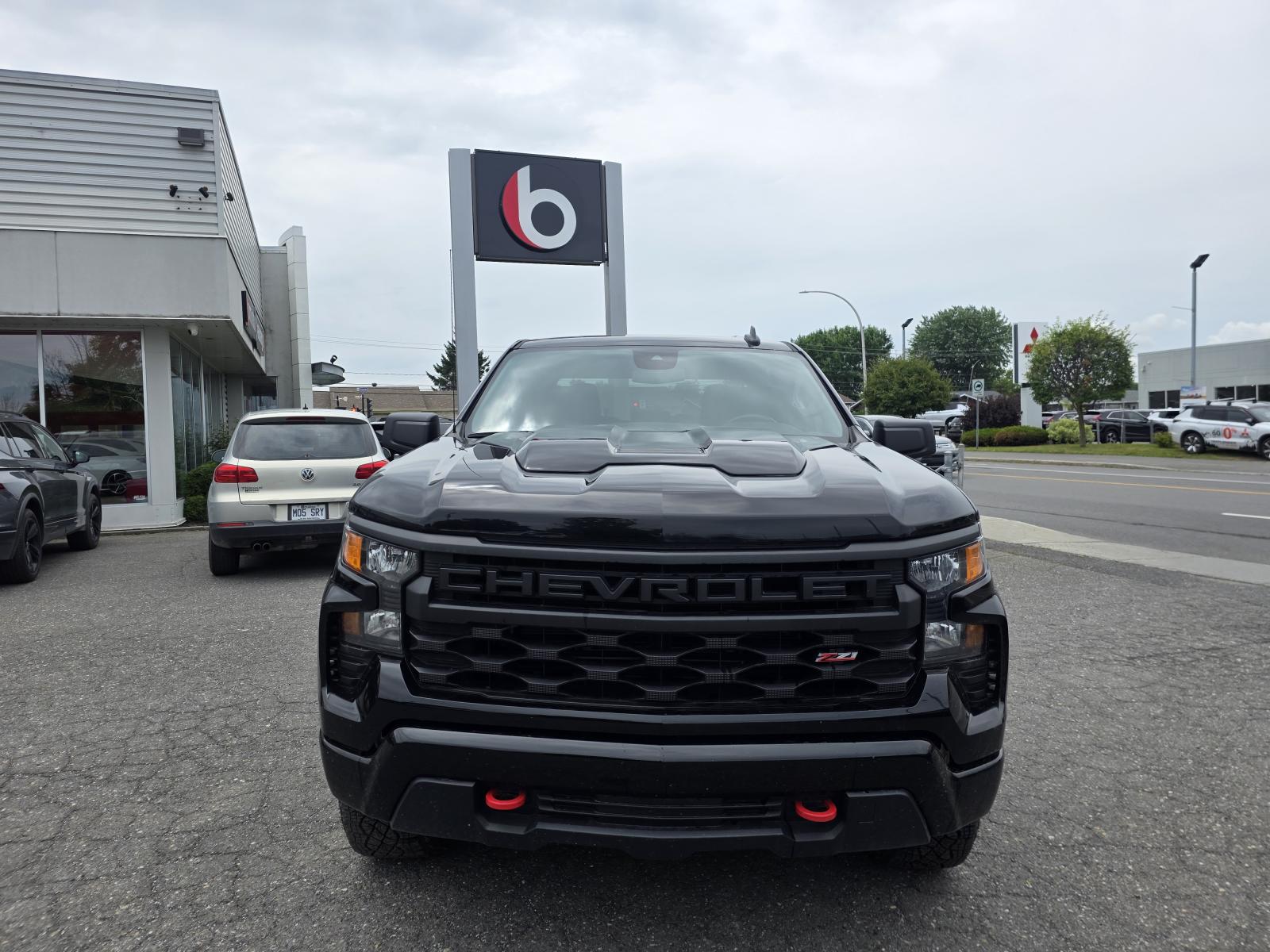 Chevrolet Silverado 1500 Custom Trail Boss 2024 — photo 4