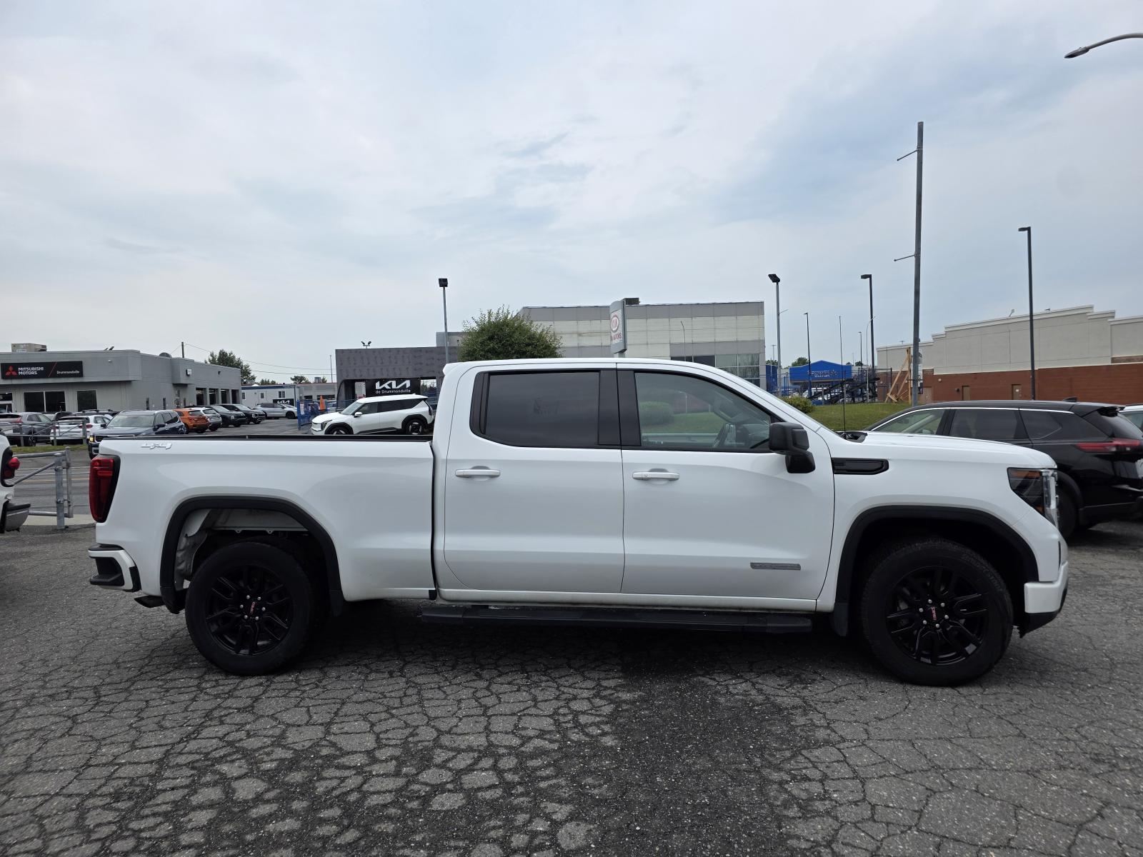 GMC Sierra 1500 Elevation 2024 — photo 5