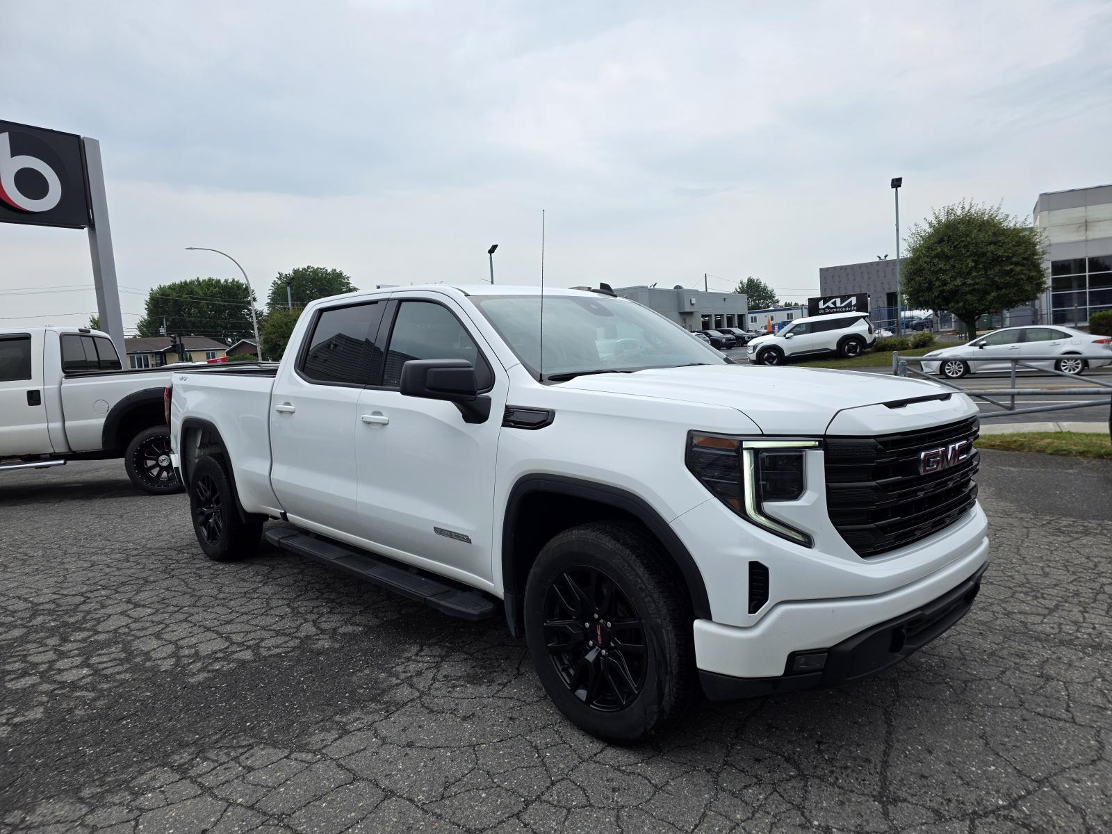 GMC Sierra 1500 Elevation 2024 — photo 6