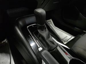 Miniature 14 Toyota Corolla L 2022
