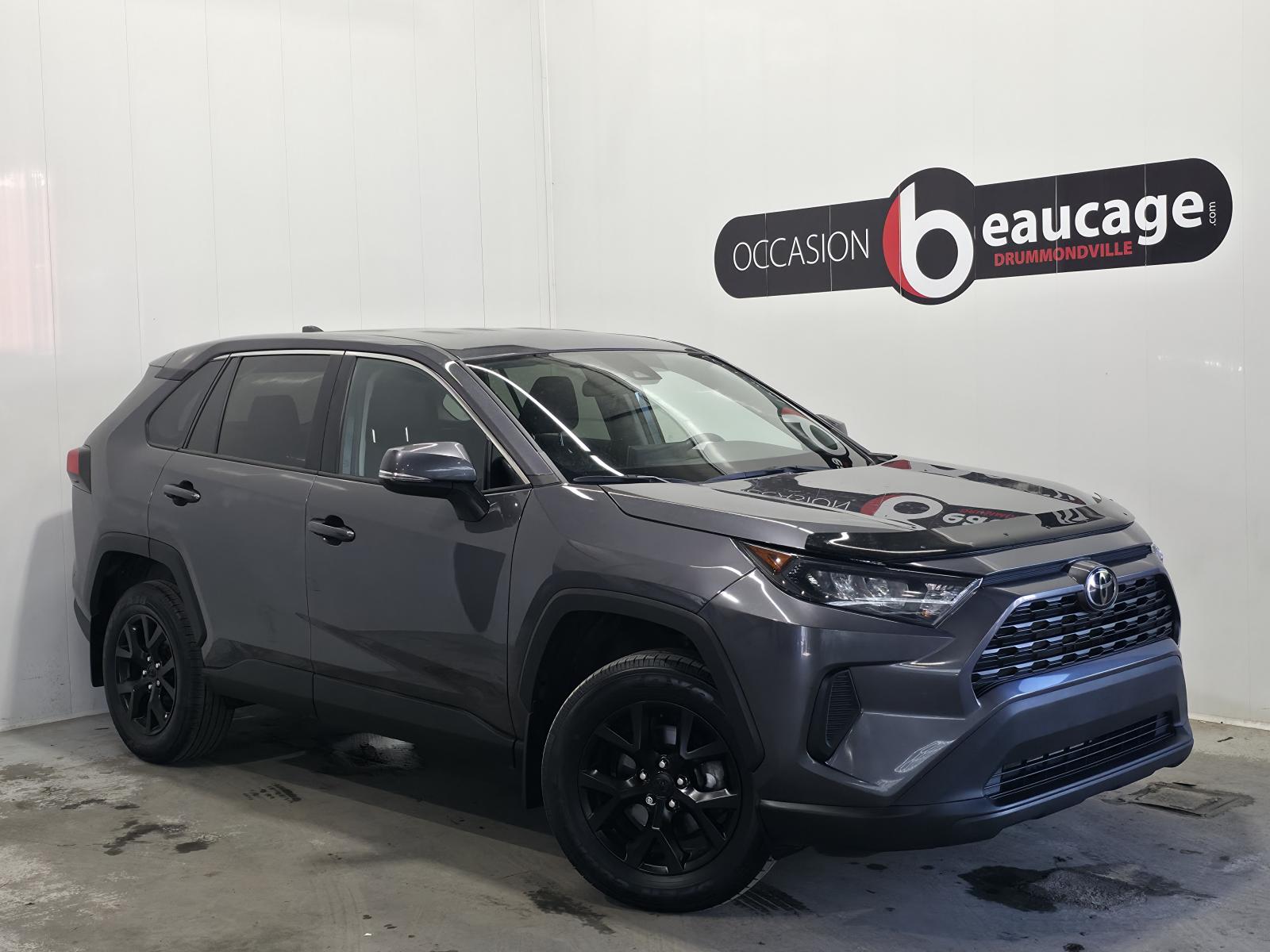 Toyota Rav4 LE 2024