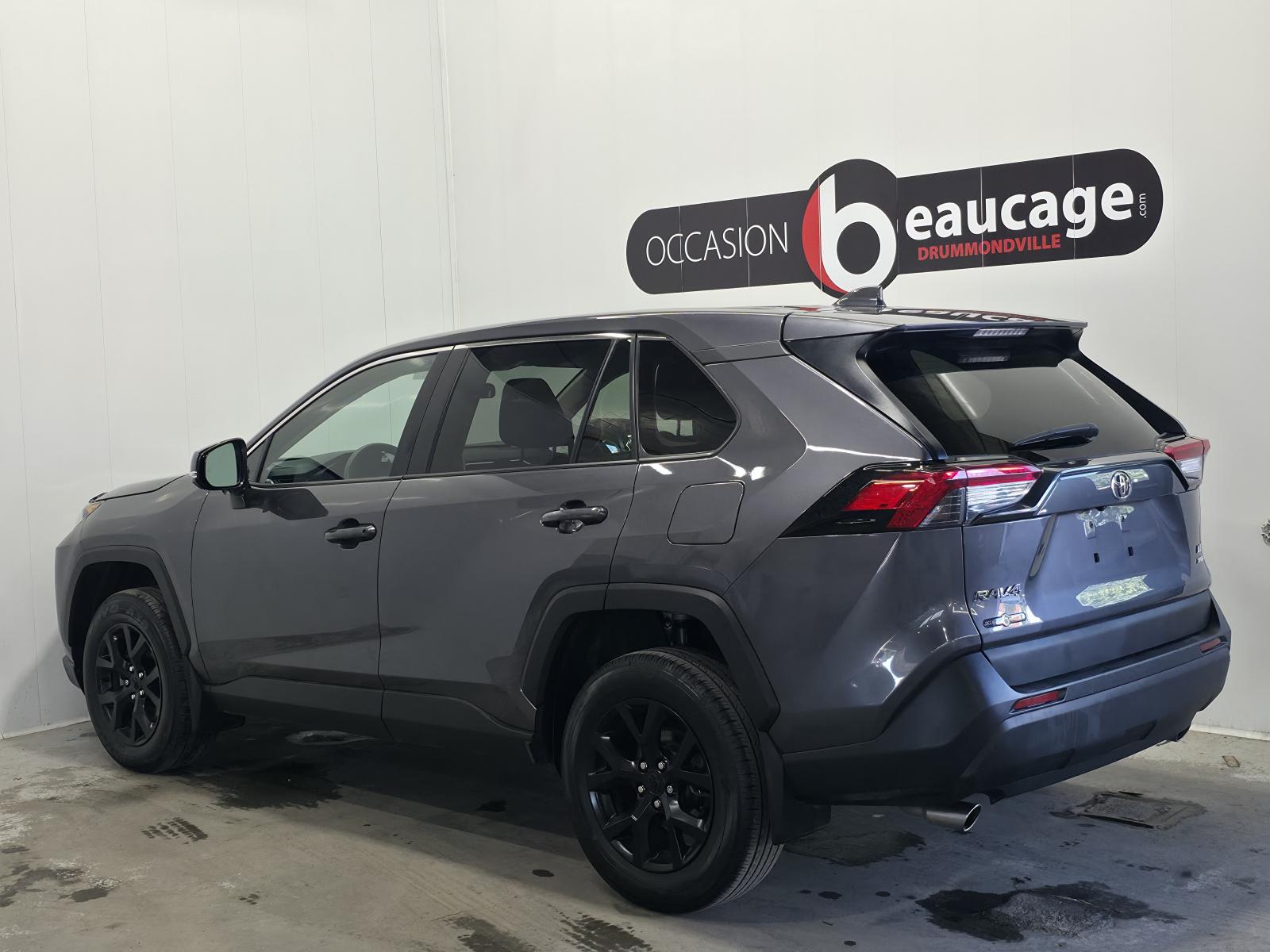 Toyota Rav4 LE 2024 — photo 6