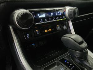 Miniature 15 Toyota Rav4 LE 2024