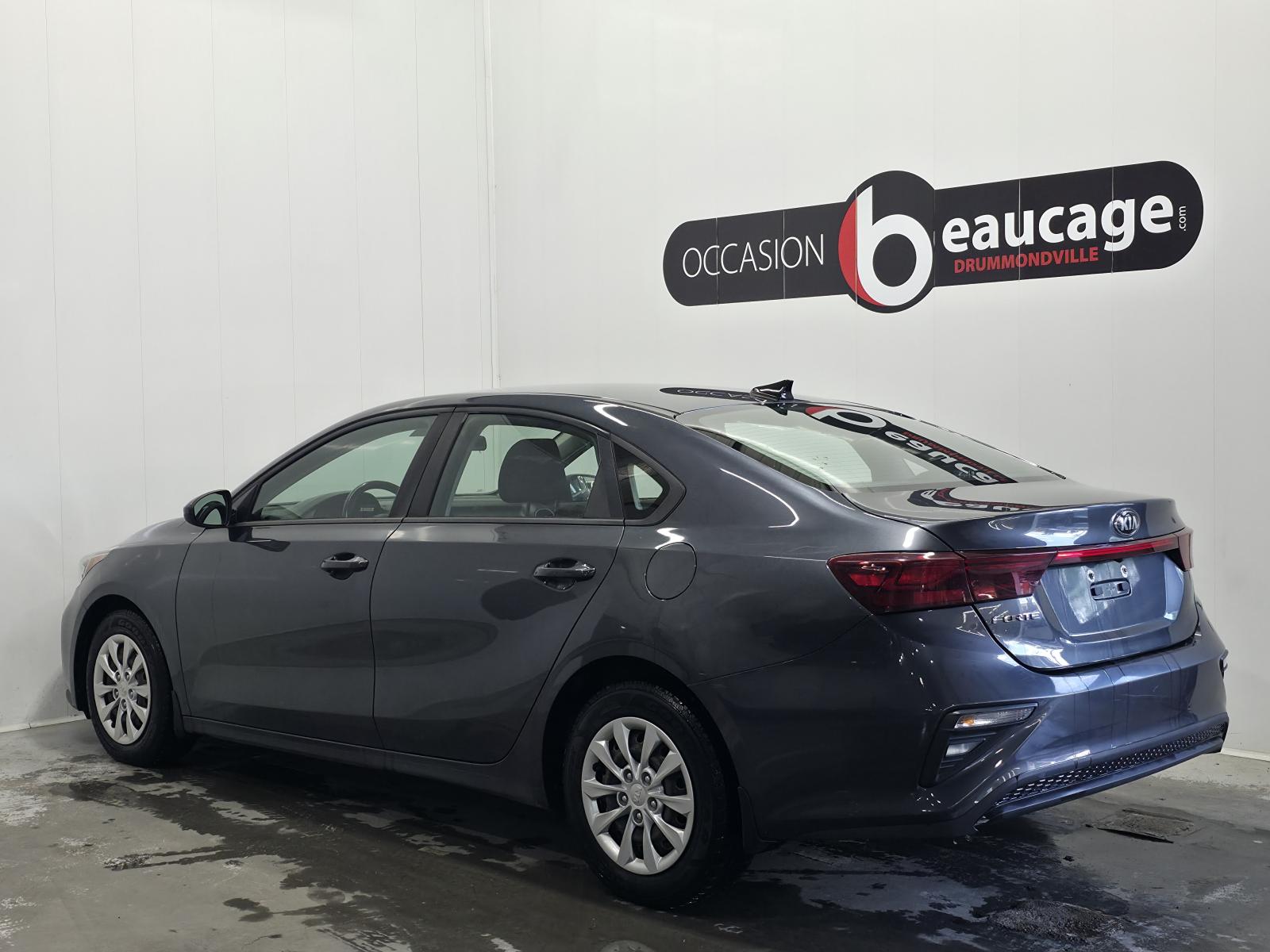 Kia Forte LX 2020 — photo 3