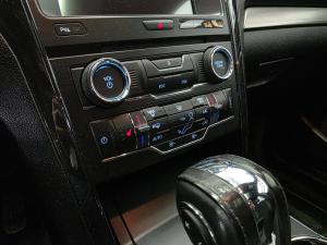 Miniature 8 Ford Explorer XLT 2018