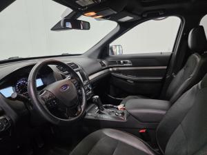 Miniature 12 Ford Explorer XLT 2018