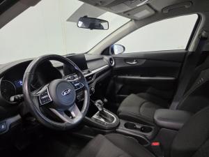 Miniature 17 Kia Forte LX 2021