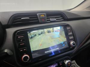 Miniature 14 Nissan Versa SR 2023