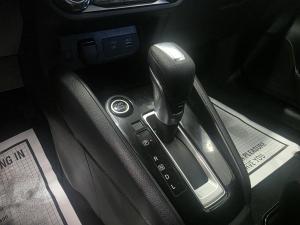 Miniature 15 Nissan Versa SR 2023