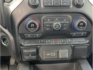 Miniature 18 Chevrolet Silverado 1500 RST 2021