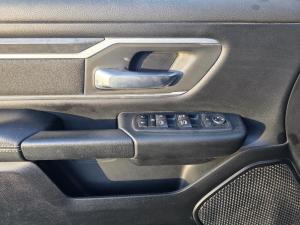 Miniature 18 RAM 1500 Big Horn 2020