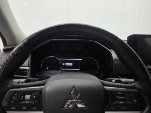 Thumbnail 17 Mitsubishi Outlander ES 2024