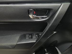 Miniature 14 Toyota Corolla LE 2019