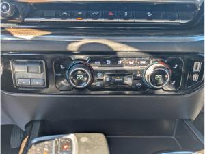 Miniature 19 Chevrolet Silverado 1500 LT Trail Boss 2023