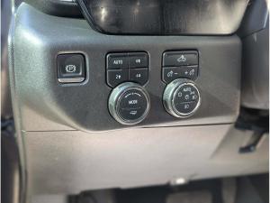 Miniature 14 Chevrolet Silverado 1500 LT Trail Boss 2023