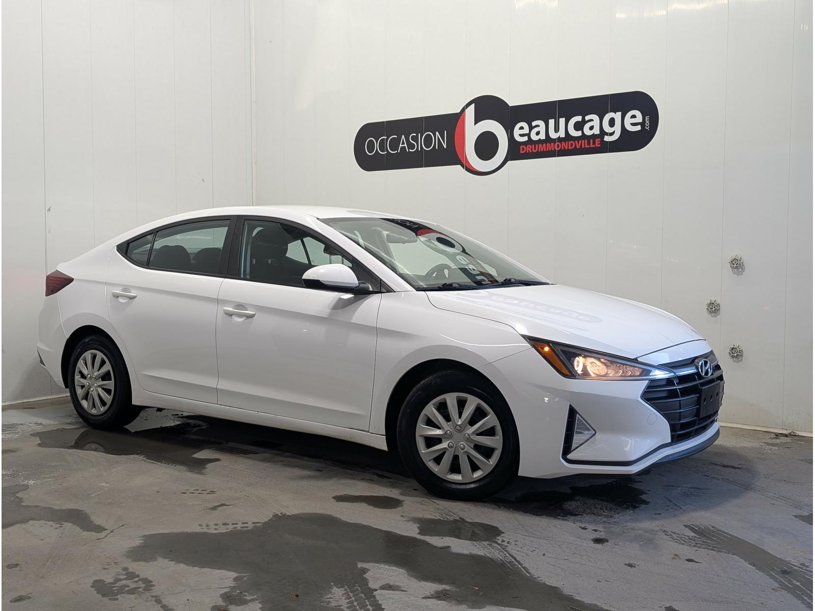 Image 1 Hyundai Elantra Preferred 2019