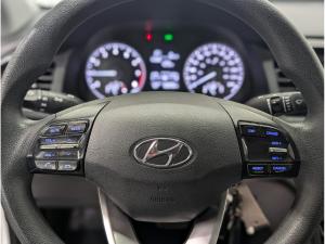 Thumbnail 19 Hyundai Elantra Preferred 2019