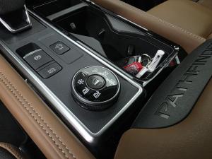 Miniature 9 Nissan Pathfinder Platinum 2025