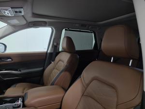 Miniature 12 Nissan Pathfinder Platinum 2025