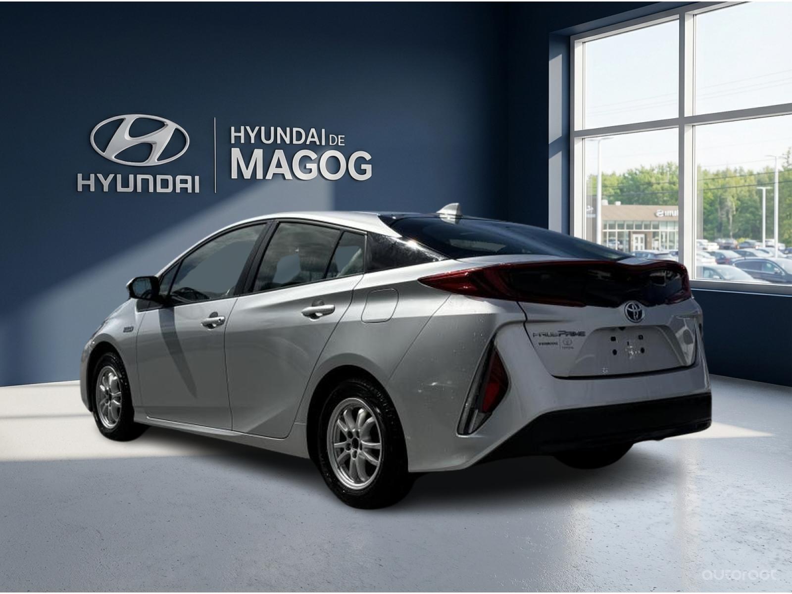 Image 4 Toyota Prius Prime Base 2022
