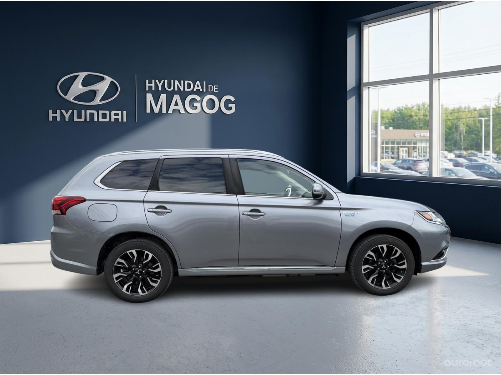 Mitsubishi Outlander PHEV 2018 — photo 6