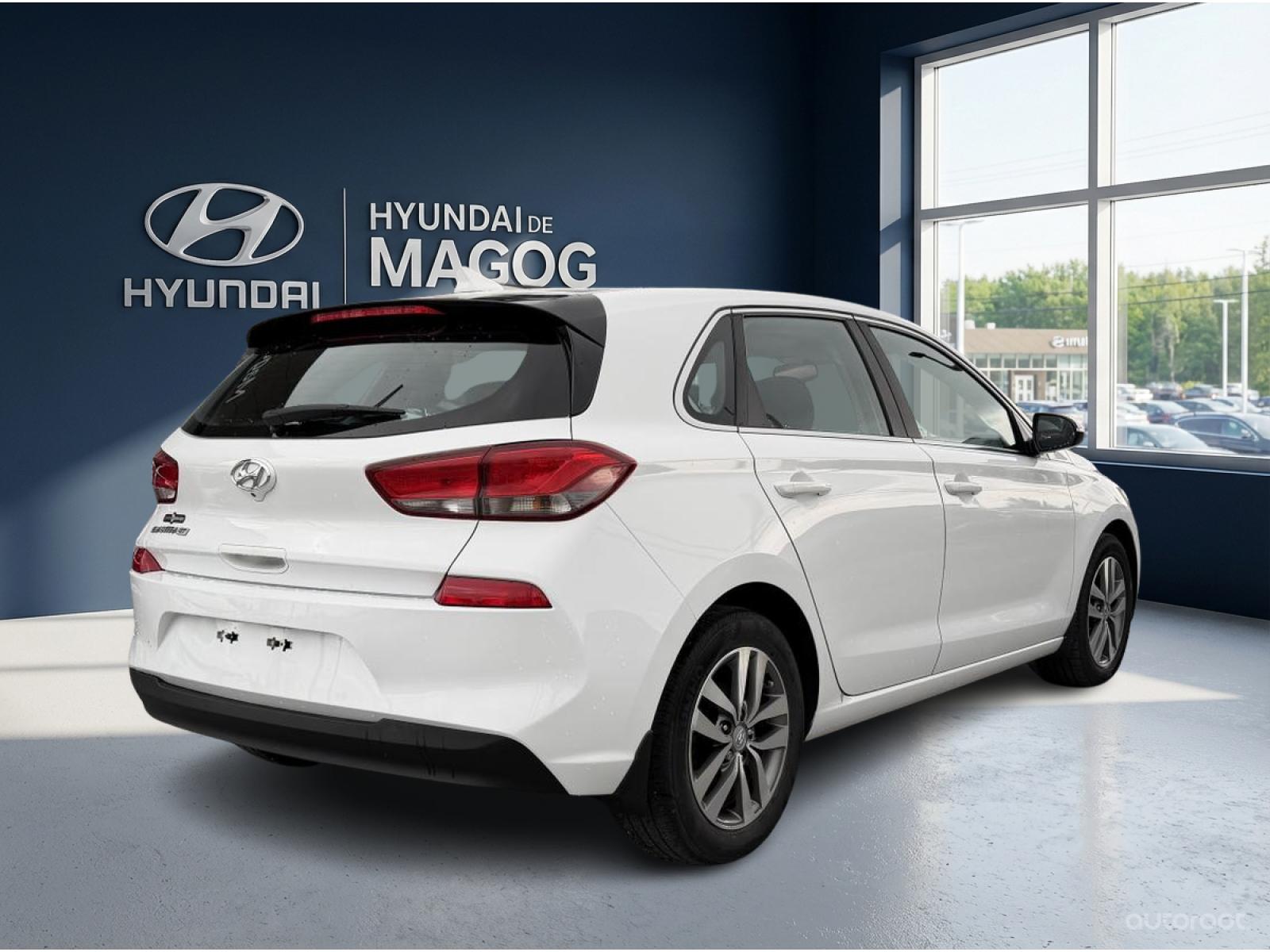 Hyundai Elantra GT Preferred 2019 — photo 5