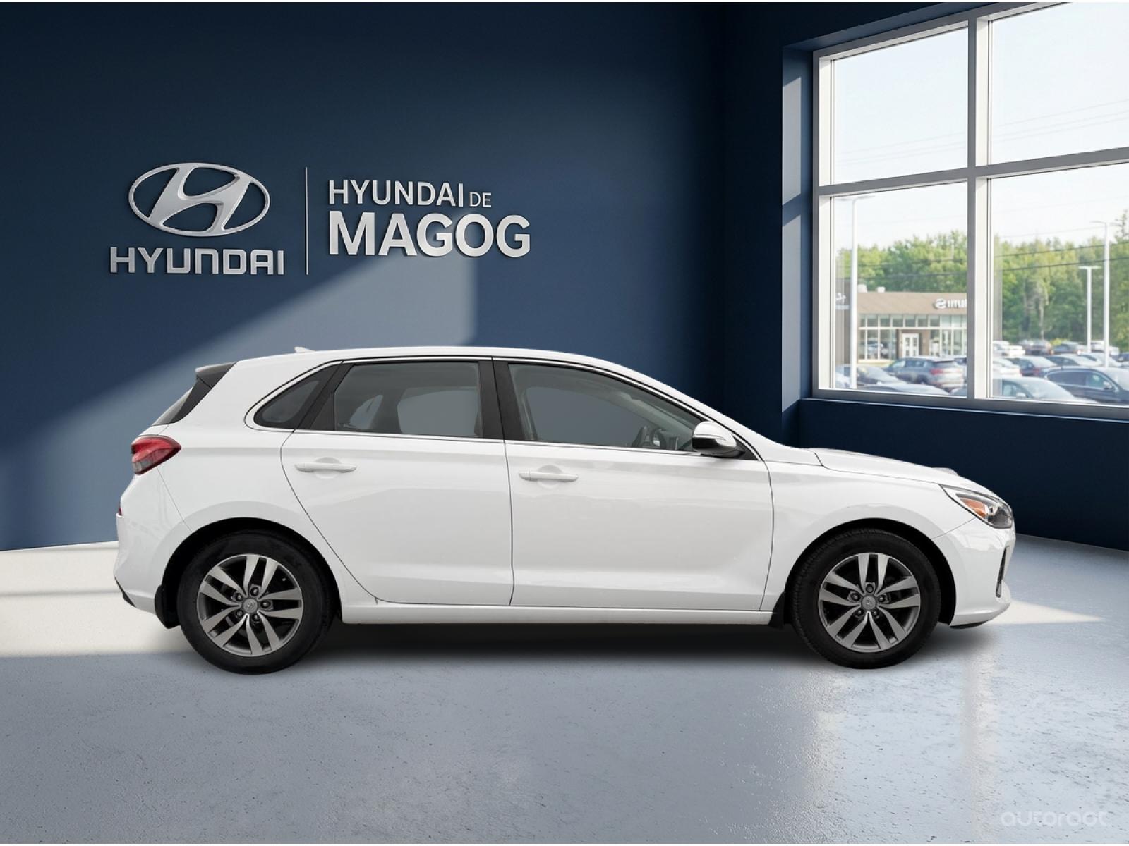 Hyundai Elantra GT Preferred 2019 — photo 6
