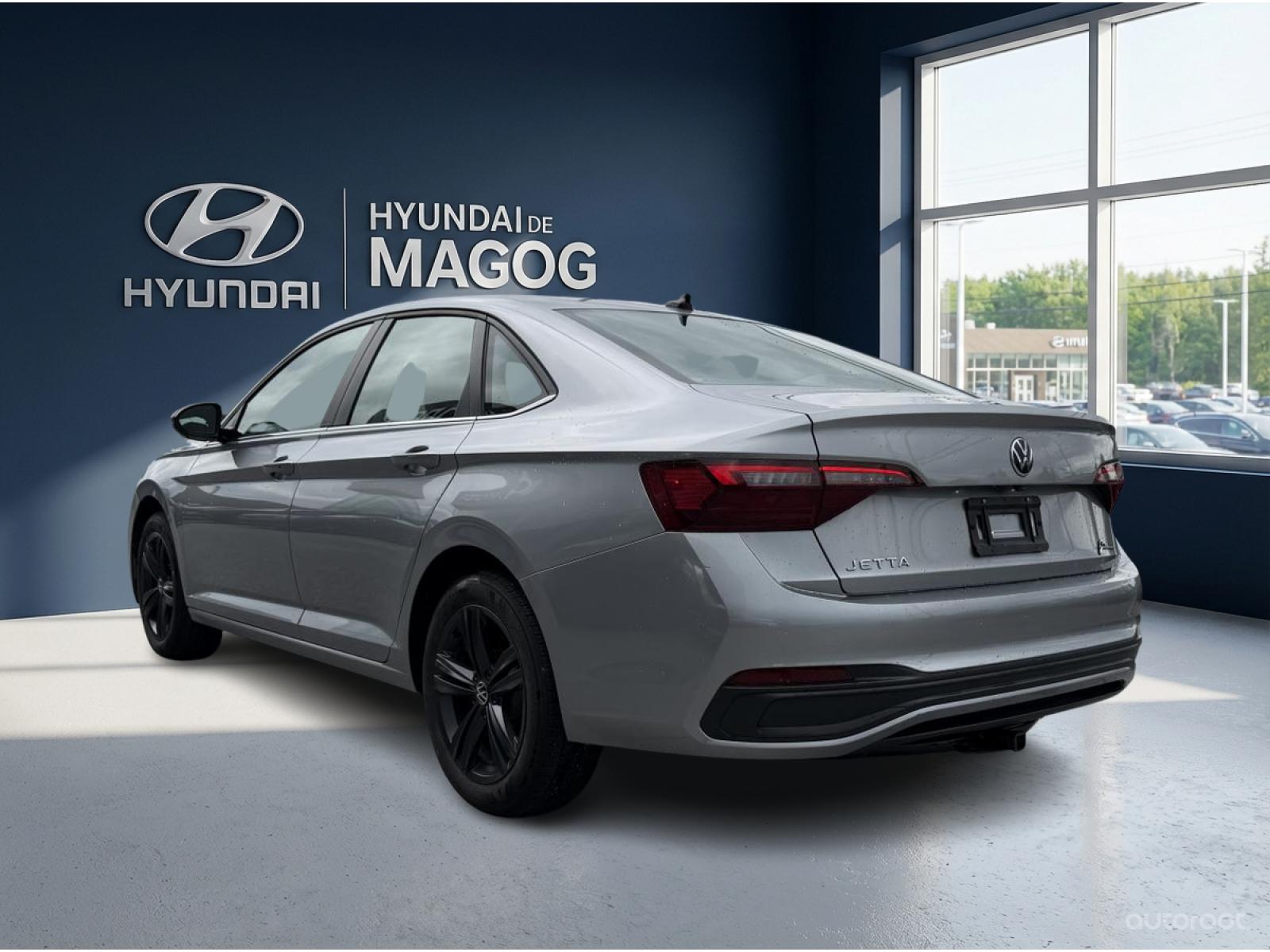 Volkswagen Jetta Comfortline 2023 — photo 3