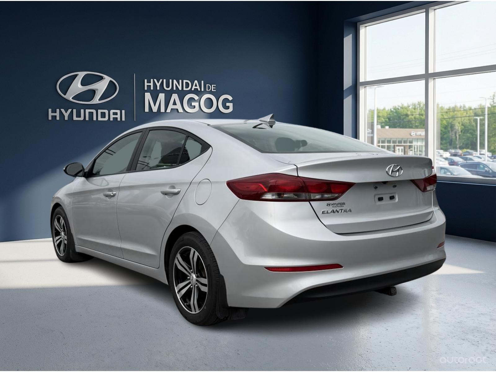 Hyundai Elantra GL 2017 — photo 3