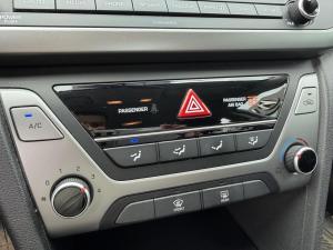 Thumbnail 19 Hyundai Elantra GL 2017