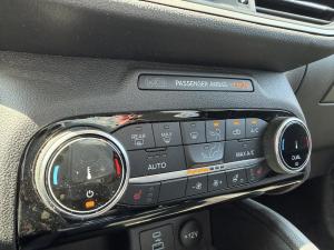 Thumbnail 19 Ford Escape SE 2022