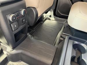Miniature 15 Ford Explorer Limited 2021