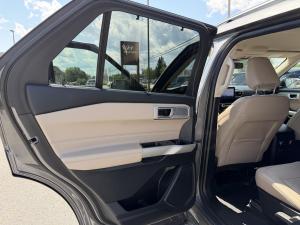 Miniature 16 Ford Explorer Limited 2021