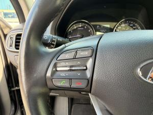 Miniature 15 Hyundai Elantra GT GLS 2018
