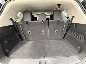 Thumbnail 10 Nissan Pathfinder SV 2022