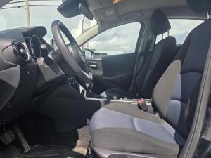 Thumbnail 10 Toyota Yaris LE 2020