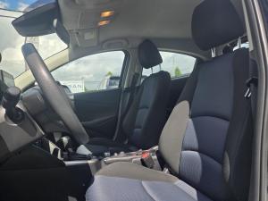 Thumbnail 11 Toyota Yaris LE 2020