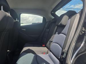 Thumbnail 21 Toyota Yaris LE 2020