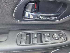 Miniature 12 Honda HR-V Sport 2020