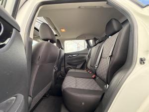 Miniature 19 Nissan Qashqai SV 2019