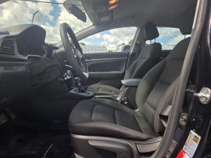 Thumbnail 10 Hyundai Elantra Essential 2020