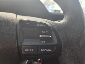 Thumbnail 16 Hyundai Elantra Essential 2020