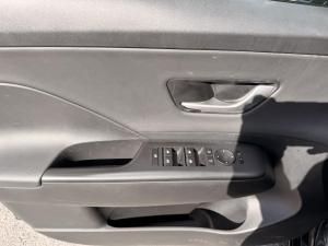 Miniature 8 Hyundai Kona Preferred w/Trend 2025